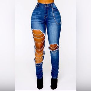 BRAND NEW CHAIN SKINNY JEANS